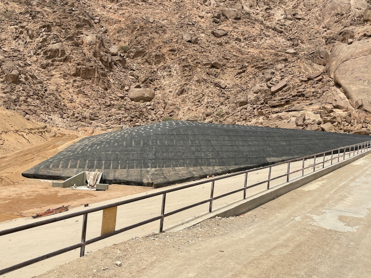  NEOM MOUNTAIN ROAD - SHARMA 